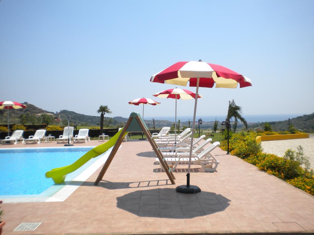 Tenuta Agrituristica Castellesi Squillace Eksteriør billede